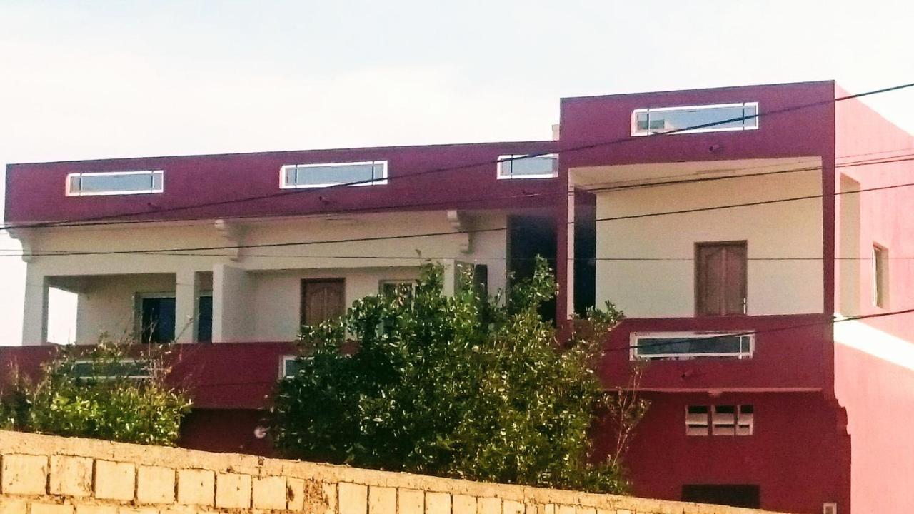Chez Medzo Et Patou Popenguine Exterior foto