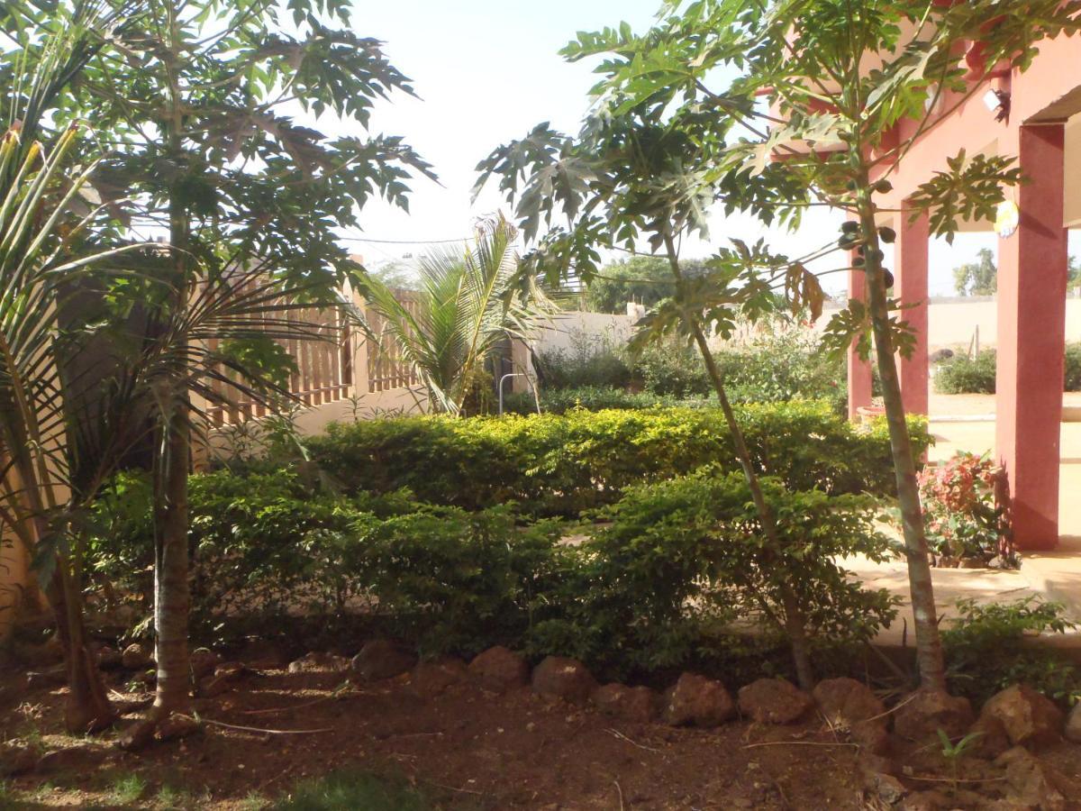 Chez Medzo Et Patou Popenguine Exterior foto